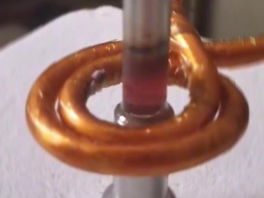 手持式高頻機焊接不銹鋼管具有高效、便捷、操作簡單